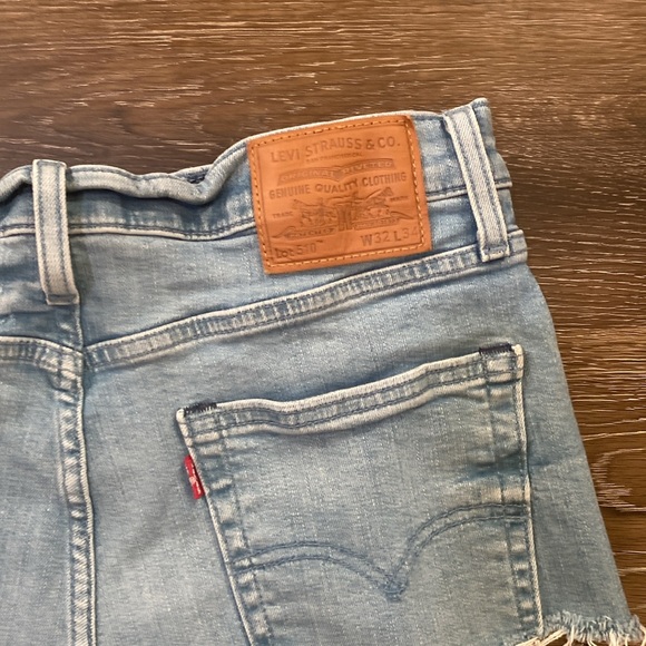 Levi’s premium 510 cut off Jean Shorts - Picture 5 of 6
